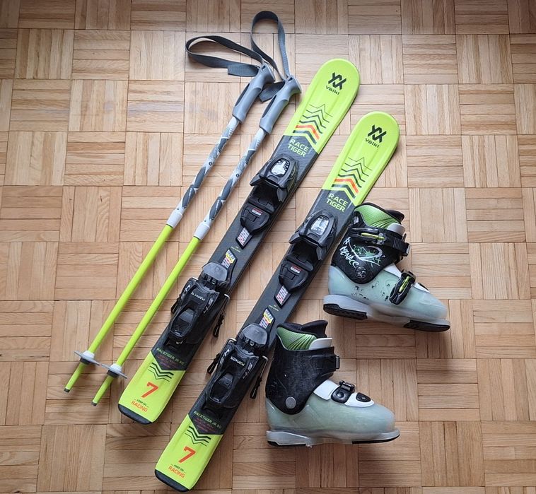 Zestaw narciarski dla dziecka – narty Völkl Racetiger + buty + kijki
