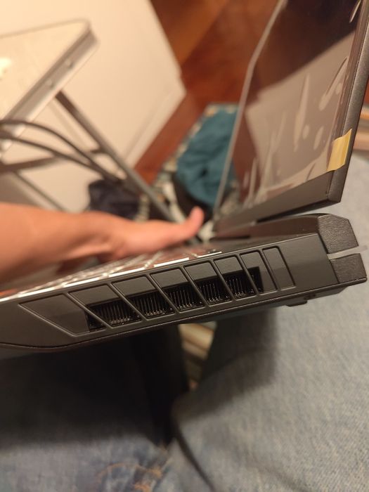 Portatil i9 13900HX + RTX4080 + Watercooling