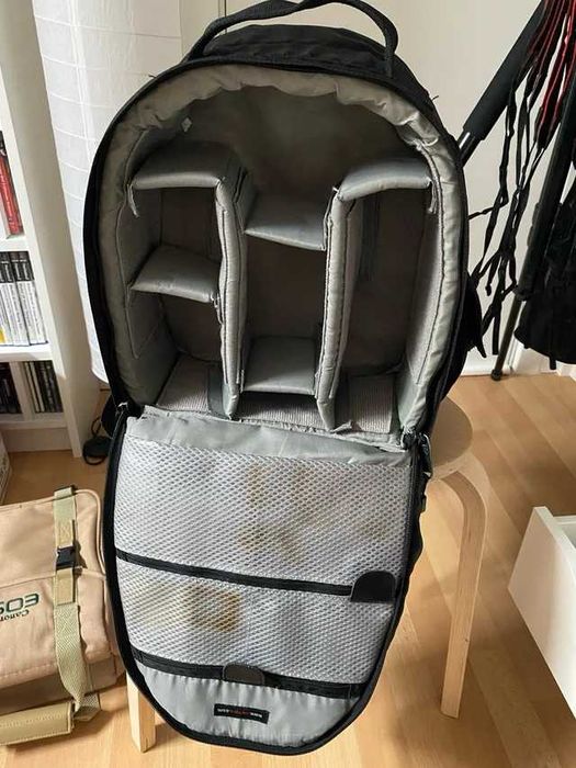 Mochila Lowepro Micro Trekker 200