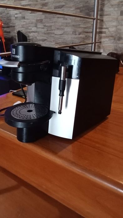 Máquina café Nespresso JURA N90