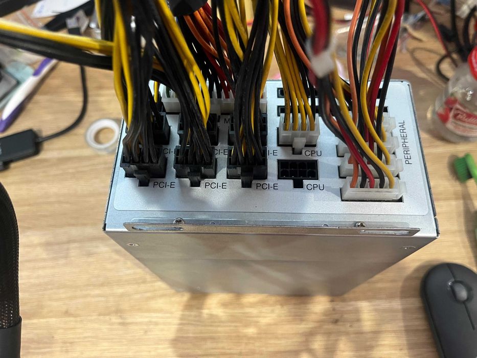 Zasilacz PC Fortron FSP – 1200W Gold Stan idealny