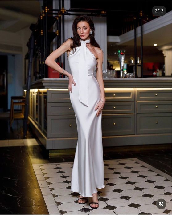 Продам Атласну сукню