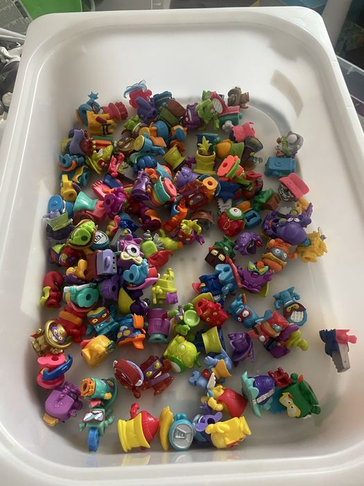 Super zings 117 figurek plus zabawki