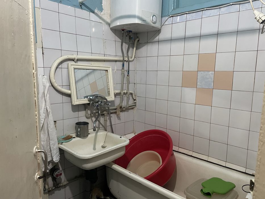 Квартира в центрі міста! Можна під комерцію ! Гарне розташування!!