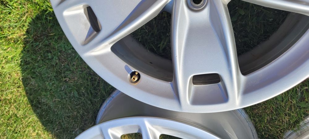 17" Audi 5x112 A3 Golf Skoda Volkswagen Seat Oryginalne