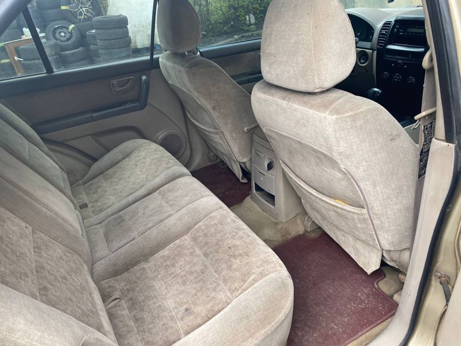 Продам автомобиль Kia Sorento