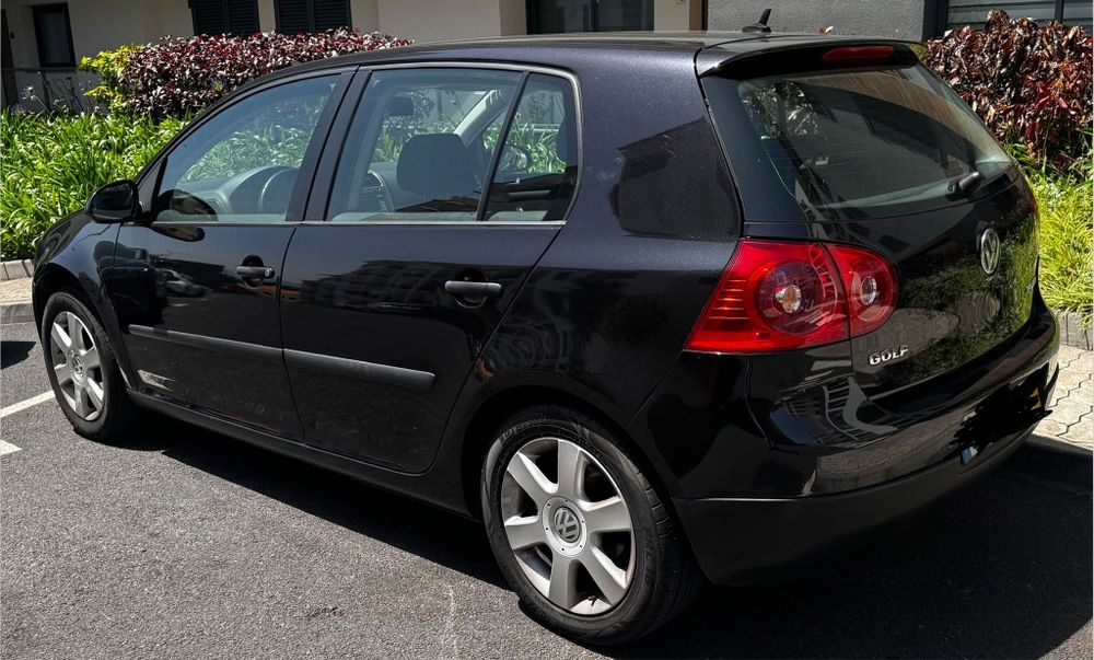 Volkswagen Golf V Ano 2007 sem nada a fazer