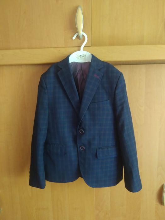 Піджак для першокласника)))