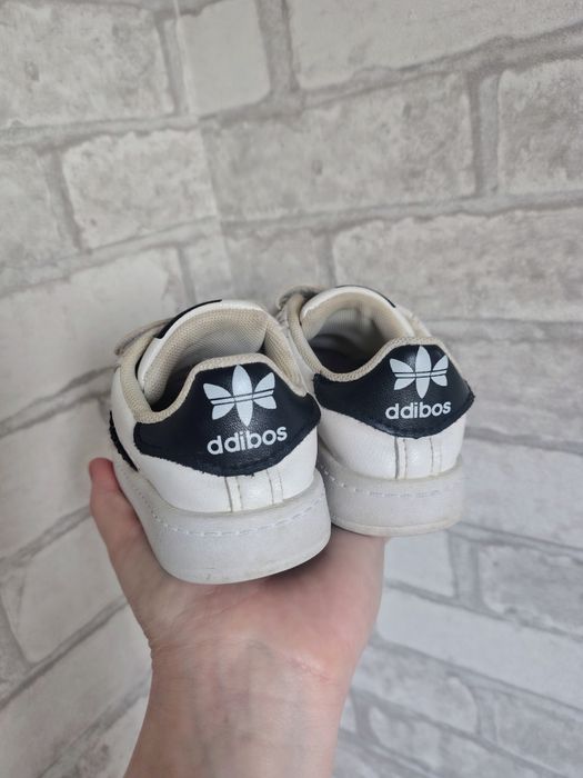 Кросівки adidas 21 розмір