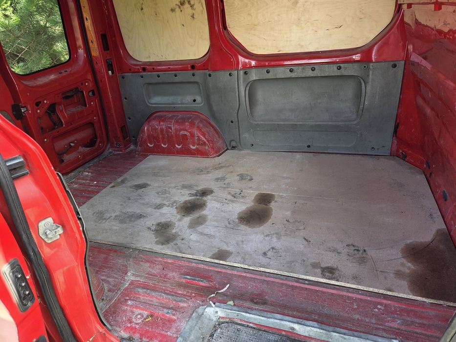 Opel - Vivaro  1.9 cm Diesel , 2001 r , gotowy do pracy , okazja !