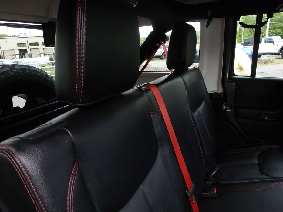 Jeep Wrangler      2018