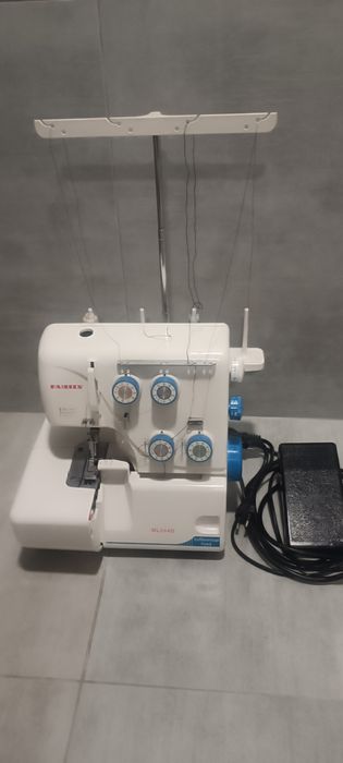 Оверлок Family ML244D