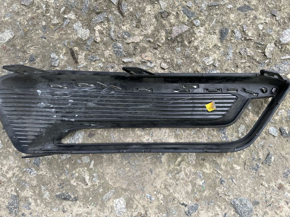 Заглушка противотуманной фары Honda CRV, Audi Q5, Chevrolet Impala