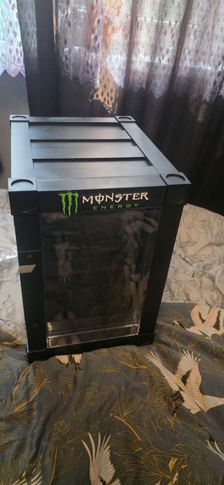 Lodówka, mini lodówka monster energy, bar