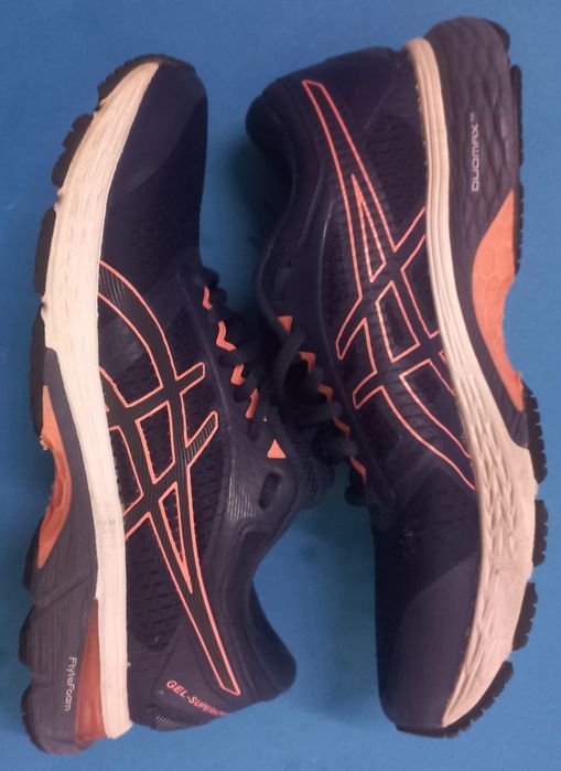 Кросівки Asics,  розмір 39