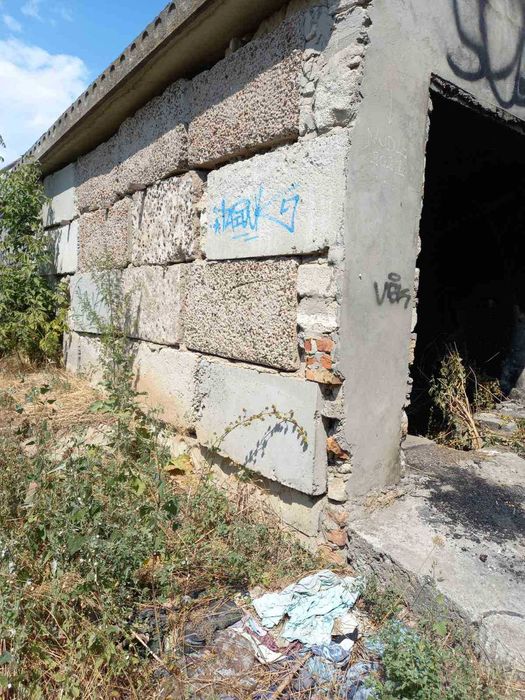 Плиты перекрытий, бетонные блоки, обмен или продажа