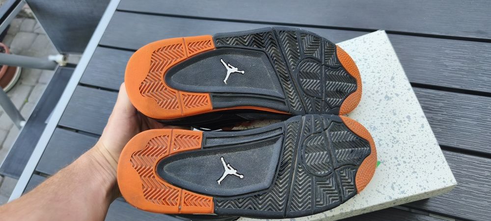 Nike AIR Jordan 4 RM