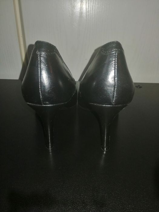 Buty na obcasie czarne