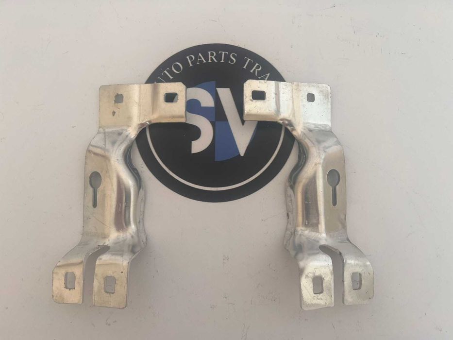 Кронштейн нижнього підсилювача 51117421672 BMW X5 G05 X6 G06 X7 G07