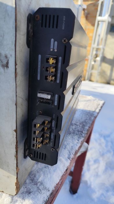 Продам сомбуфер харошом стані