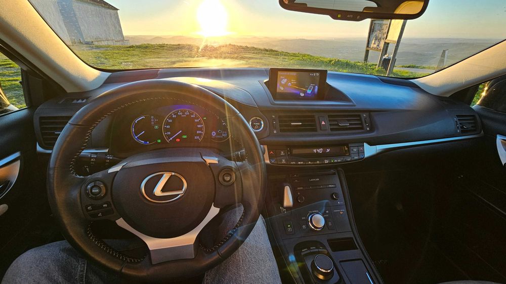 Lexus CT 200h Executive - Híbrido, Económico e Extremamente Fiável