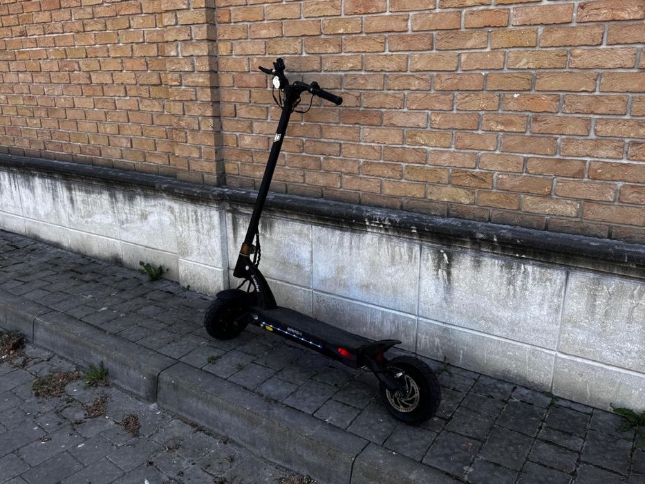 Електросамокат Kaabo Mantis 10 lite