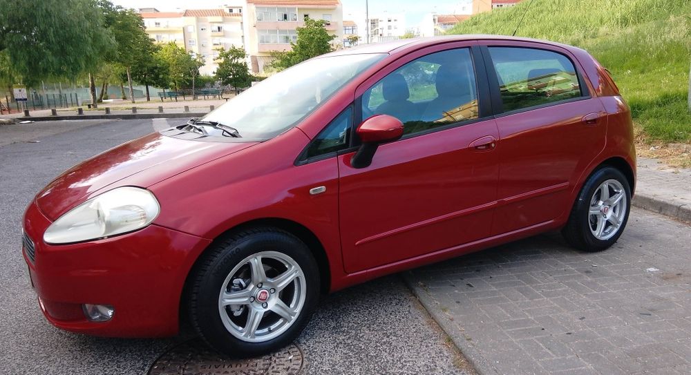 Fiat grande Punto 1.2 impecável