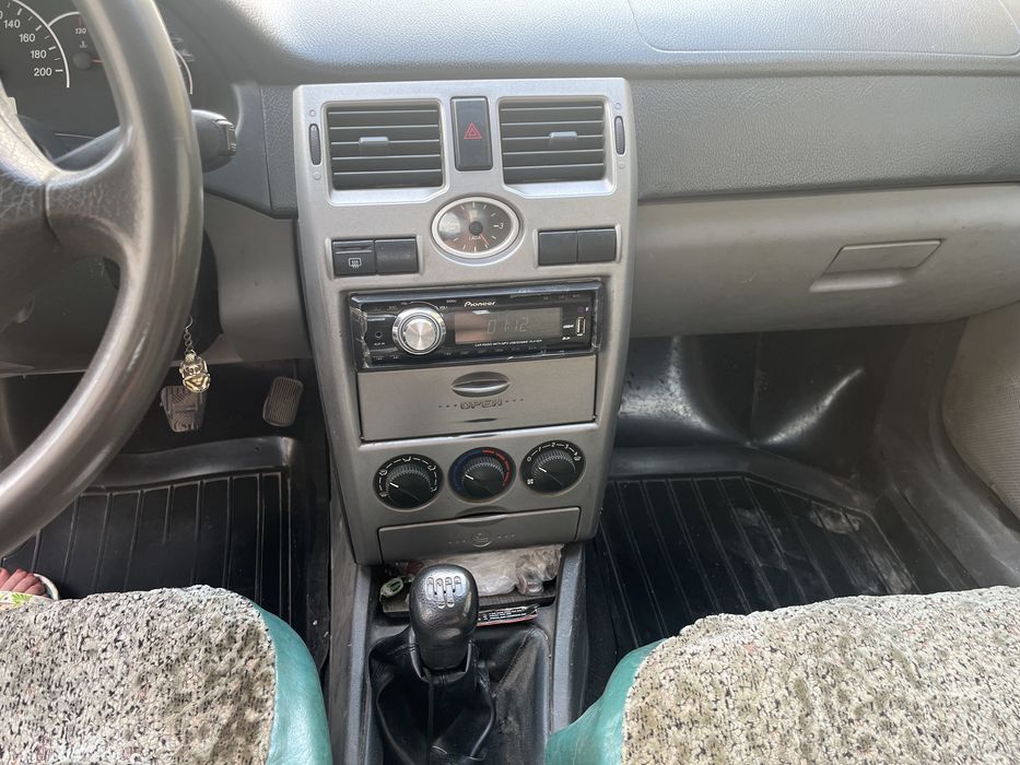 Продам Лада Priora 1.6