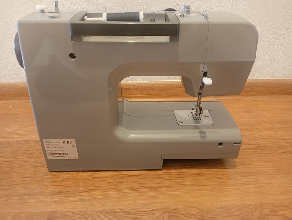 Maszyna do szycia Redstar r15s