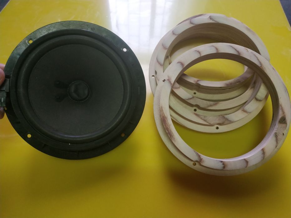 Акустические подиумы под динамики на Chevrolet Epica (Епика)