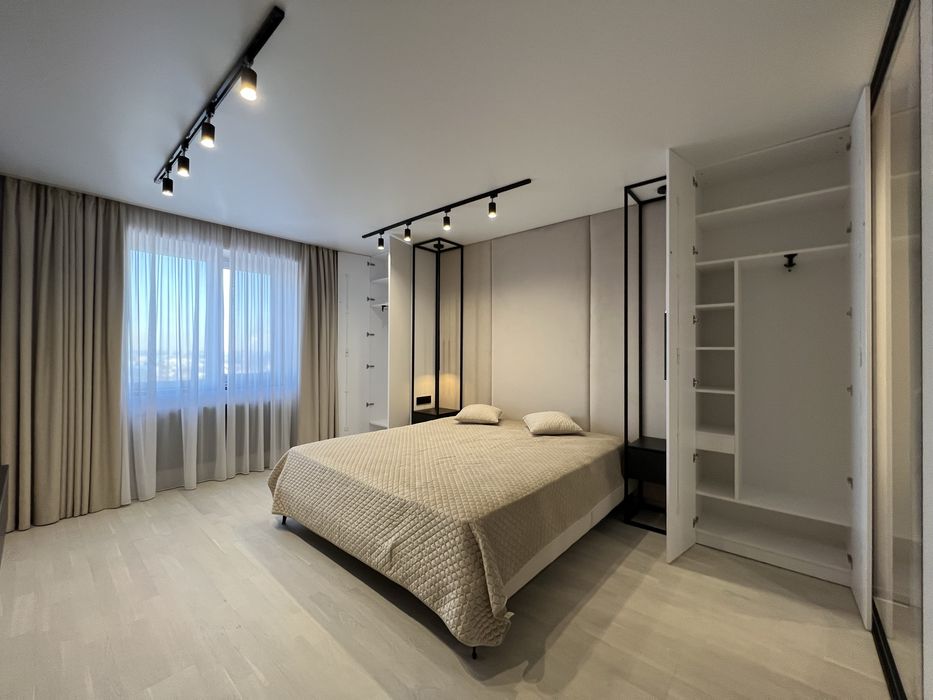 Продаж двокімнатної квартири в ЖК Преміум парк