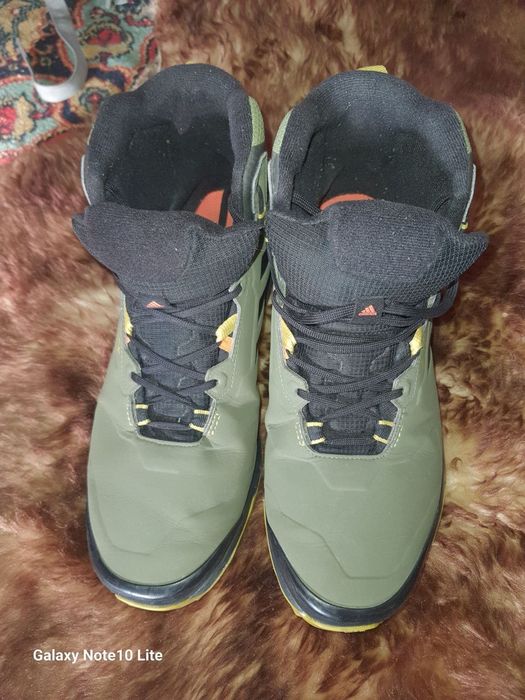 Кроссовки Adidas terrex