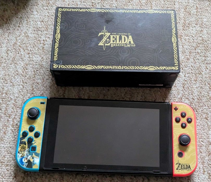 Nintendo Switch V1 przerobiony CFW zestaw 256GB, etui, 2x joycony, bdb