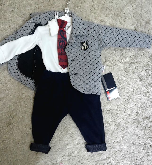 Детский костюмчик тройка