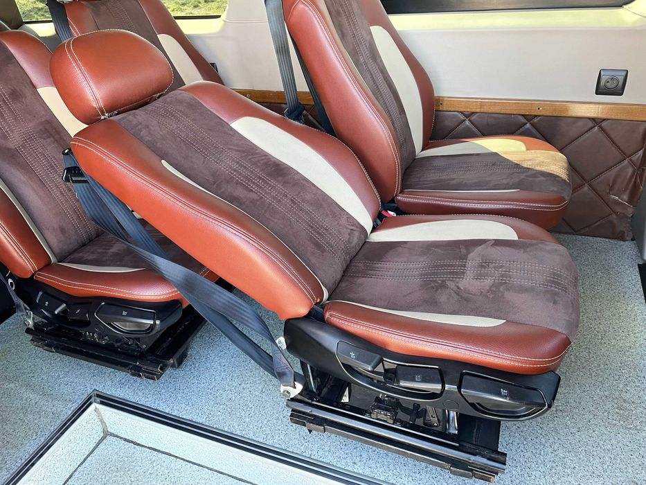 Bus 9 osobowy Renault Master VIP wypożyczalnia wynajem busy -10%