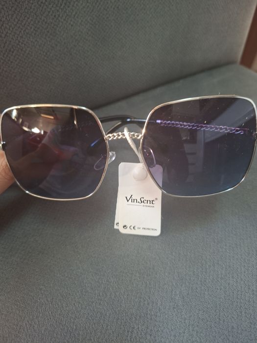 Vendo oculos de sol
