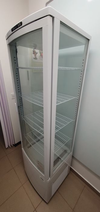 Witryna Nowa biała 235l szron ledy