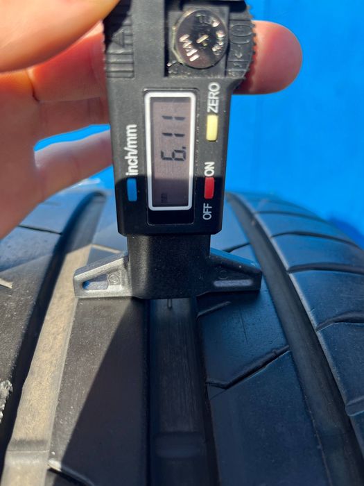 GoAuto шини Toyo 235 35 19, 6mm, 2017рік,  комплект,  Київ