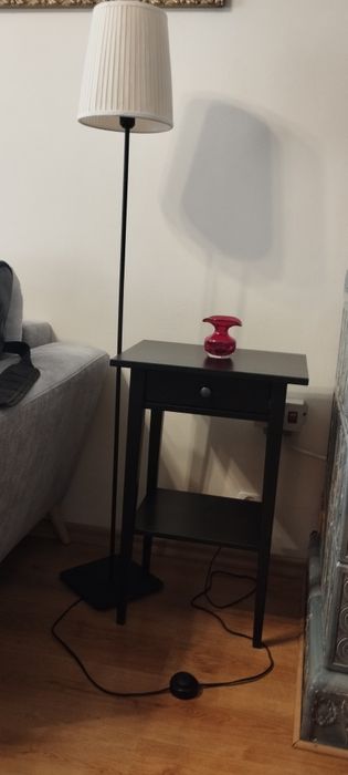 Stolik nocny czarny z szufladą.seria Hemnes 46x35