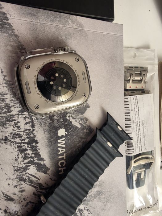 iPhone 17 Pro Max 256G + Apple watch ultra 1 49mm Tittanium  natural