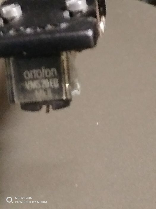 Проигрыватель винила Sony