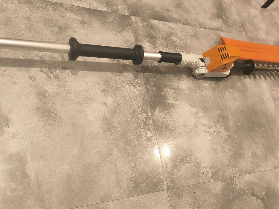 Stihl Nożyce akumulatorowe na wysięgniku HLA 66 36V 50cm BODY