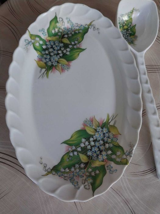 Набір піднос, блюдо для канапок, тарілки 4 предмети Туреччина