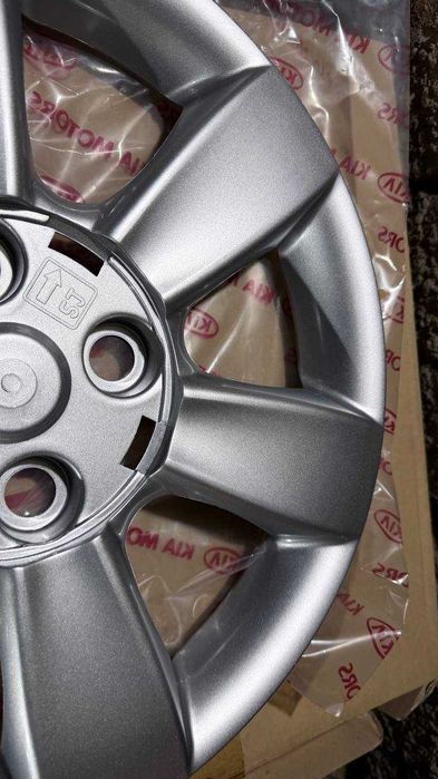 Новий Колпак колеса Kia Rio 2005–2011 оригінал.