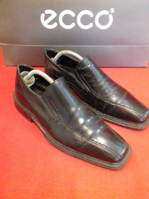 ECCO slip-on skórzana podeszwa czarne