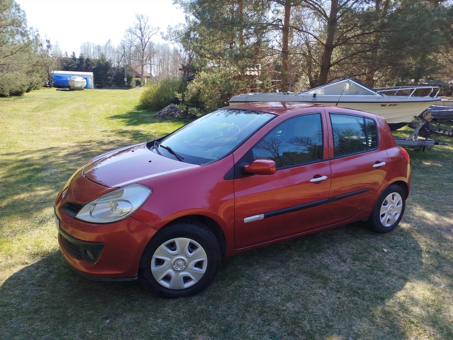 Renault Clio 3  /  1.5 diesel