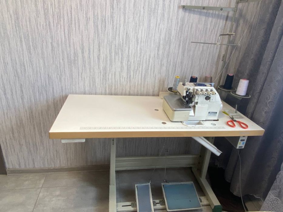 Продам оверлок в чудовому робочому стані