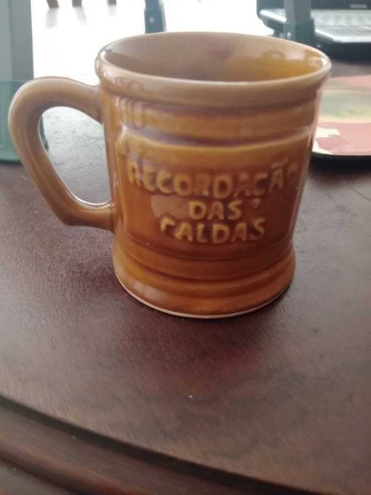 Caneca Típica das Caldas para Venda – Peça Tradicional