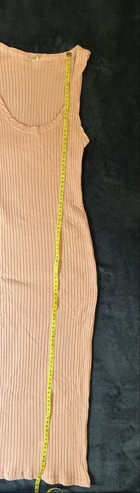 Vestido justi midi. Novo