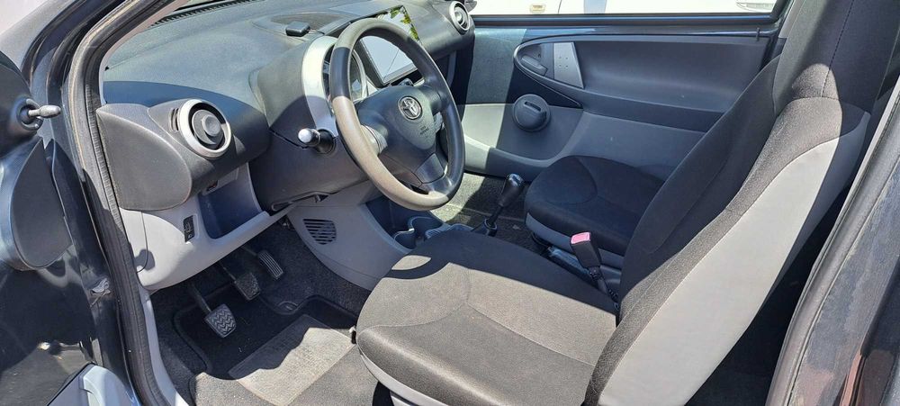 Vender Toyota AYGO